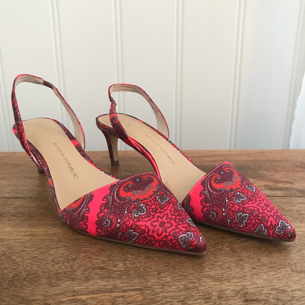 Banana Republic Red Paisley Pointed-Toe Slingback Flats - Picture 2 of 5